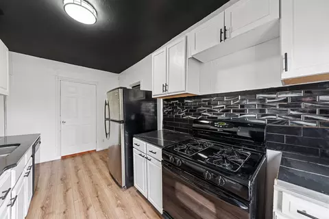 Kitchen - 480 E Birch St, Kankakee, IL 60901 photo 2 of 2
