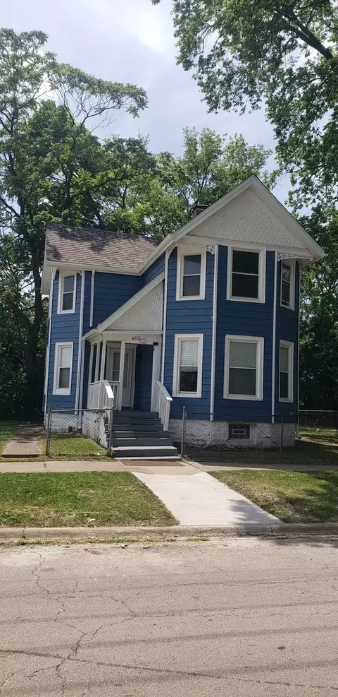 Exterior - 480 E Birch St, Kankakee, IL 60901 photo 2 of 4