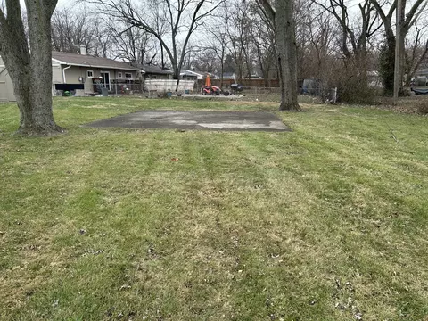 Exterior - 16302 Trumbull Ave, Markham, IL 60428 photo 2 of 4