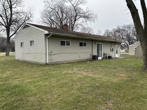 Exterior - 16302 Trumbull Ave, Markham, IL 60428 photo 3 of 4