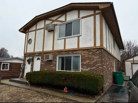14825-27 S Penn Rd, Plainfield, IL 60544