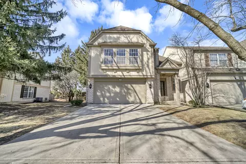710 Alsace Cir, Buffalo Grove, IL 60089