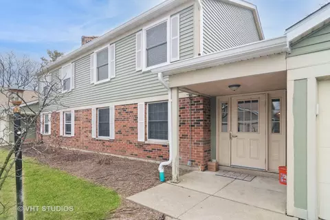 652 N Deer Run Dr #652, Palatine, IL 60067