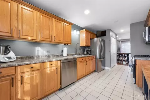 263 Rainier Way #263, Fox Lake, IL 60020 photo 7