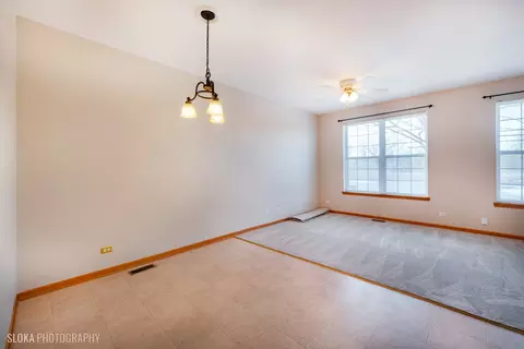 721 Morris Ct, Lakemoor, IL 60051 photo 4