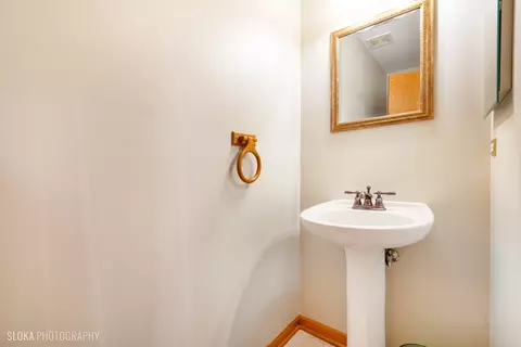 721 Morris Ct, Lakemoor, IL 60051 photo 8