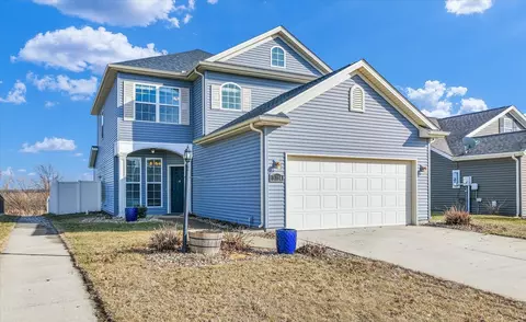 3214 Stanley Ln, Champaign, IL 61822