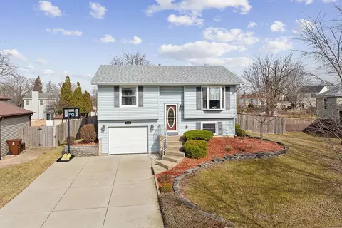 7218 W Mathews Dr, Frankfort, IL 60423