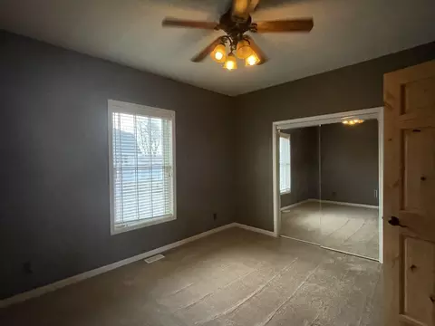 2012 Libby St, Ottawa, IL 61350 photo 6