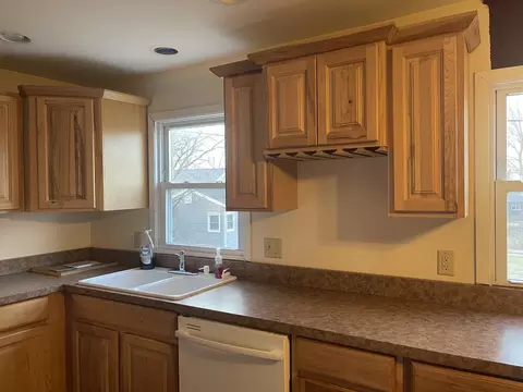 2012 Libby St, Ottawa, IL 61350 photo 12