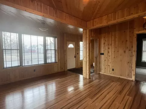 2012 Libby St, Ottawa, IL 61350 photo 5