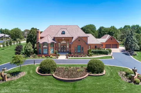 1565 Macalpin Cir, Inverness, IL 60010