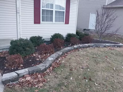 1405 Lismore Ln, Normal, IL 61761 photo 2