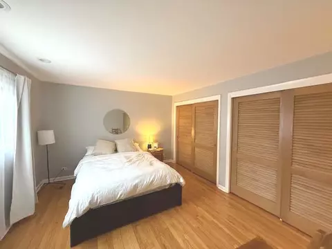 556 Barton Ave, Evanston, IL 60202 photo 26
