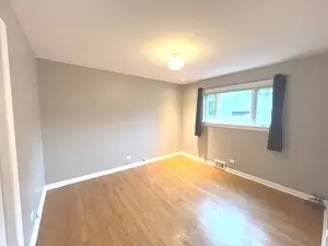 556 Barton Ave, Evanston, IL 60202 photo 13