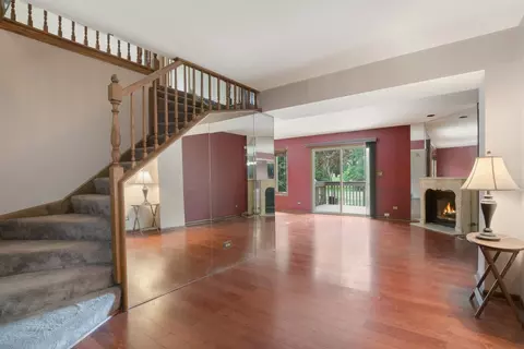1830 Golf View Dr, Bartlett, IL 60103 photo 8