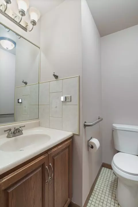 1830 Golf View Dr, Bartlett, IL 60103 photo 12