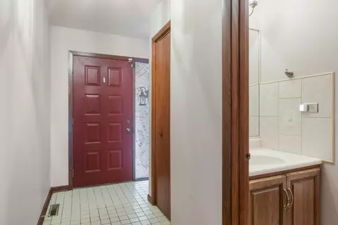 1830 Golf View Dr, Bartlett, IL 60103 photo 11