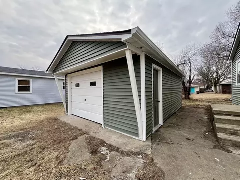 803 Glendale Ave, Tilton, IL 61833 photo 21