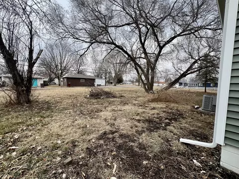 803 Glendale Ave, Tilton, IL 61833 photo 22
