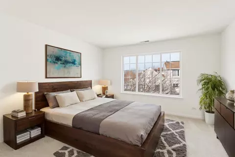 Bedroom - 2417 Daybreak Ct, Elgin, IL 60123 photo 1 of 4