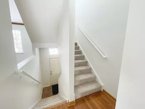Entry Way - 2417 Daybreak Ct, Elgin, IL 60123 photo 2 of 3