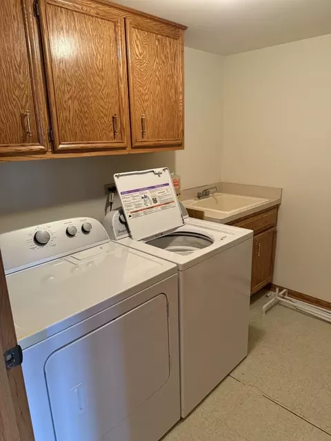 5034 Circle Dr #209, Markham, IL 60428 photo 3