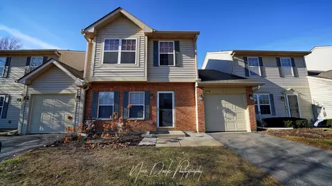 1194 N Nature Ct, Round Lake Beach, IL 60073