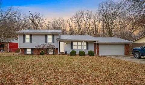 3626 Tuttle St, Danville, IL 61832