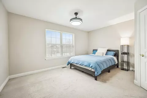 Bedroom - 2512 Violet St, Glenview, IL 60026 photo 1 of 1