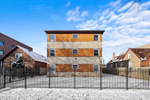 6022 N Wolcott Ave #301, Chicago, IL 60660