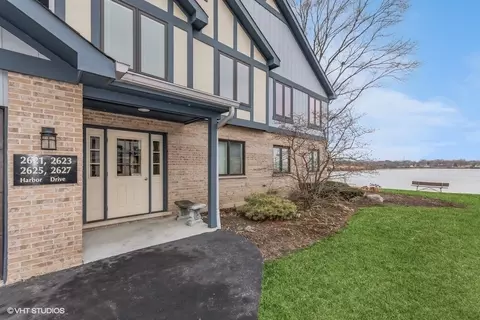 2625 Harbor Dr #2625, Joliet, IL 60431