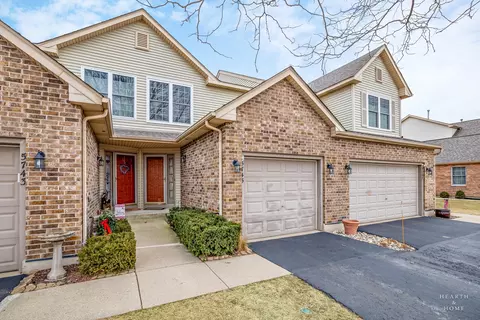 5745 Fieldstone Trl #3, Mchenry, IL 60050
