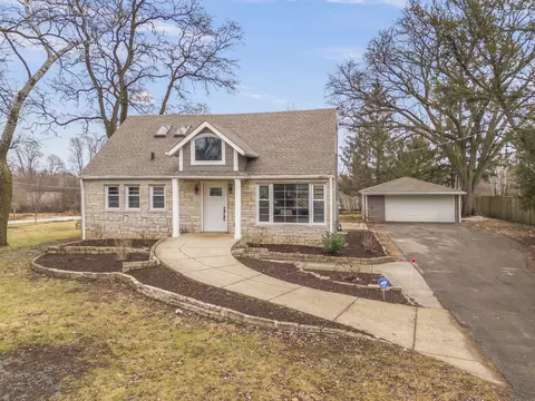 Exterior - 6503 S Ridge Rd, Willowbrook, IL 60527 photo 2 of 3
