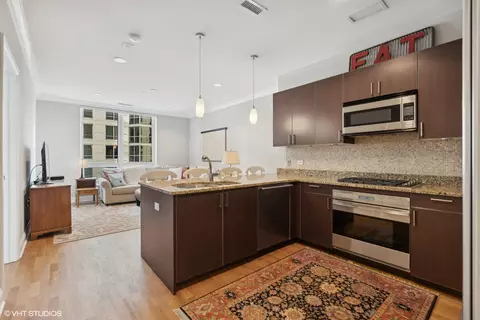 Kitchen - 10 E Delaware Pl #10C, Chicago, IL 60611 photo 1 of 3