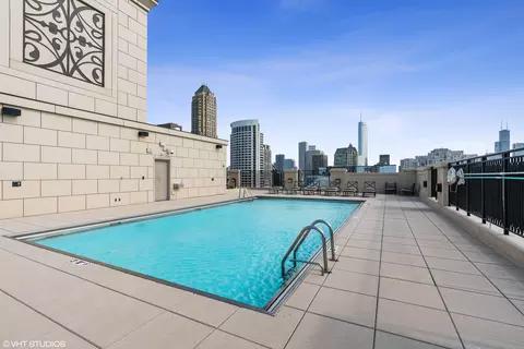 Exterior - 10 E Delaware Pl #10C, Chicago, IL 60611 photo 5 of 5