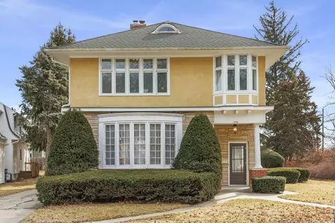 356 Linden Pl, Dekalb, IL 60115