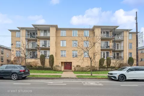 5727 W Lawrence Ave #201, Chicago, IL 60630