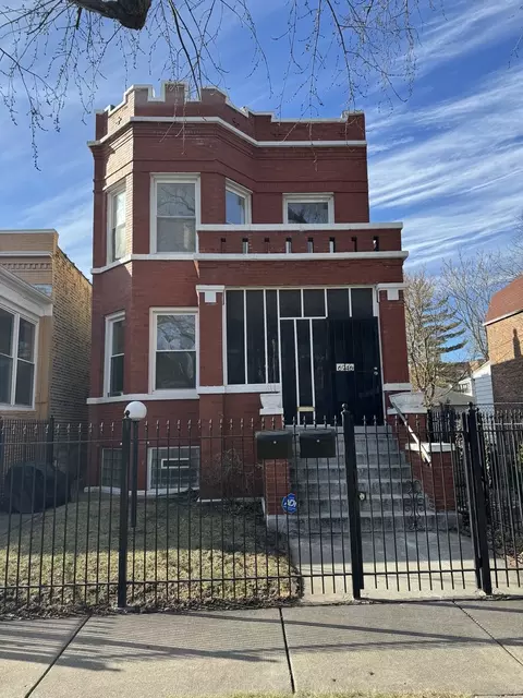 6946 S Prairie Ave, Chicago, IL 60637