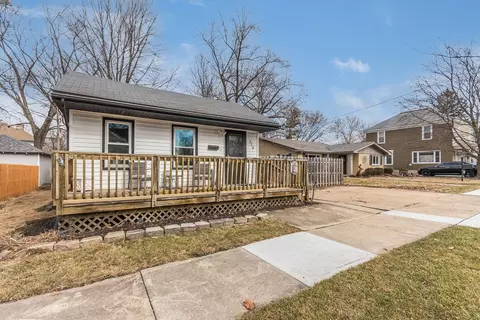 314 E 12th St, Lockport, IL 60441