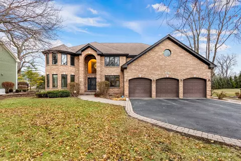 941 S Benton St, Palatine, IL 60067