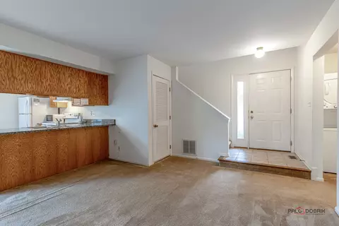 Entry Way - Undisclosed, Gurnee, IL 60031 photo 1 of 2