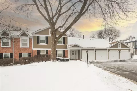 123 Century Ct #O1, Schaumburg, IL 60193