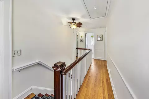 Entry Way - 800 Harlem Ave, Glenview, IL 60025 photo 4 of 5