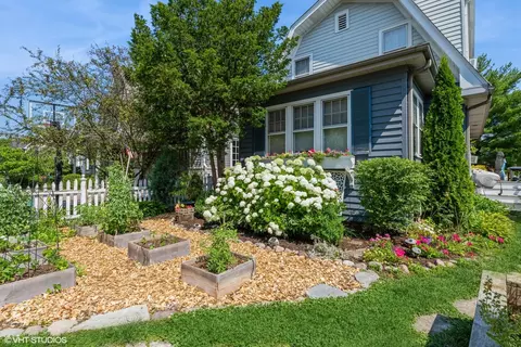 Exterior - 800 Harlem Ave, Glenview, IL 60025 photo 6 of 17