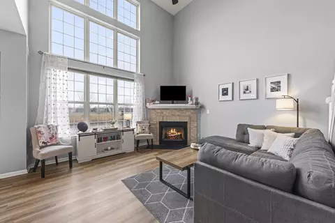Living - 2352 Georgetown Cir, Aurora, IL 60503 photo 2 of 2