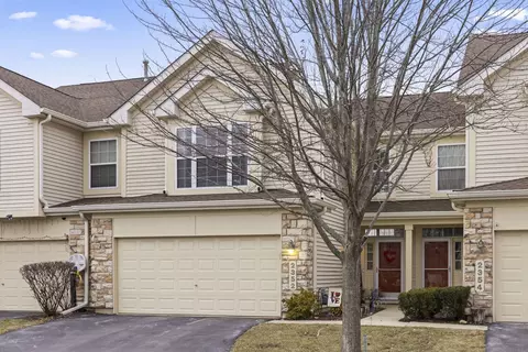 Exterior - 2352 Georgetown Cir, Aurora, IL 60503 photo 3 of 3