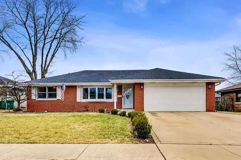 611 Gloria St, Lockport, IL 60441