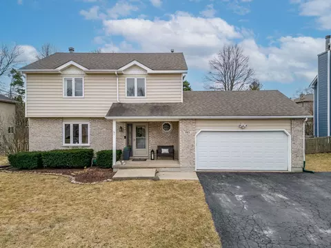 765 Lisa St, Woodstock, IL 60098