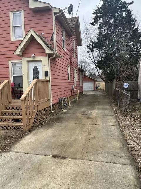 Other - 313 Bevier Pl, Aurora, IL 60505 photo 3 of 12